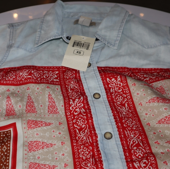 Lucky Brand Denim Chambray Bandana Shirt - Picture 7 of 7
